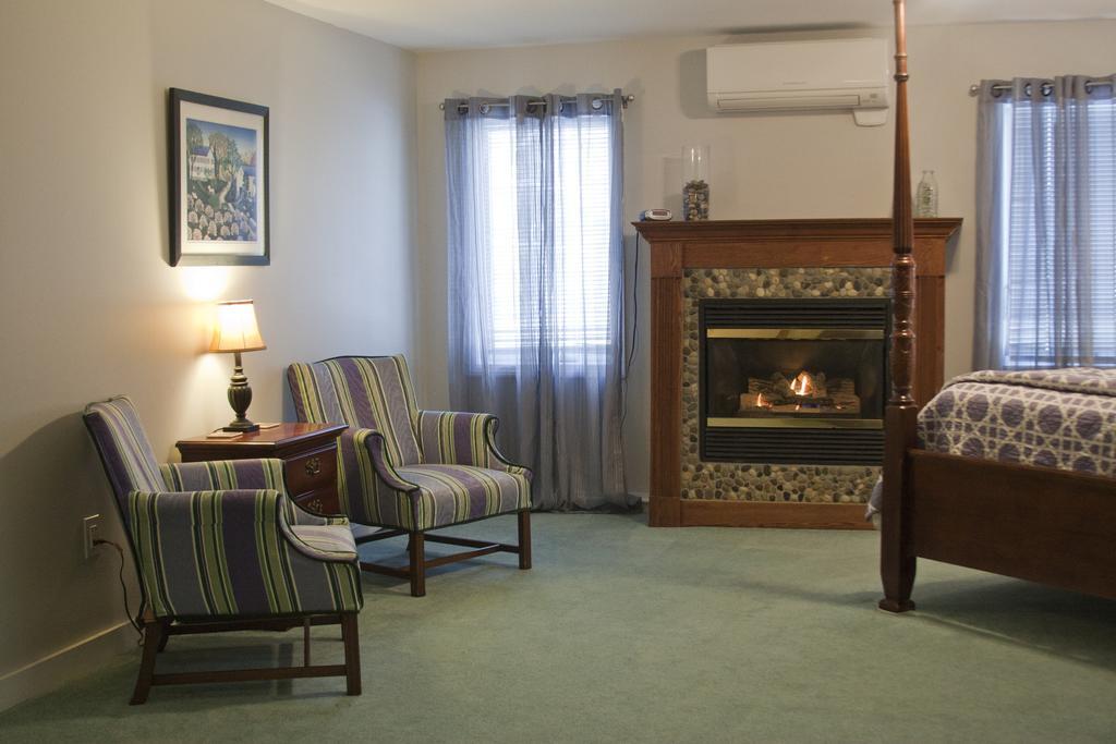 The Vermont Inn Mendon Esterno foto